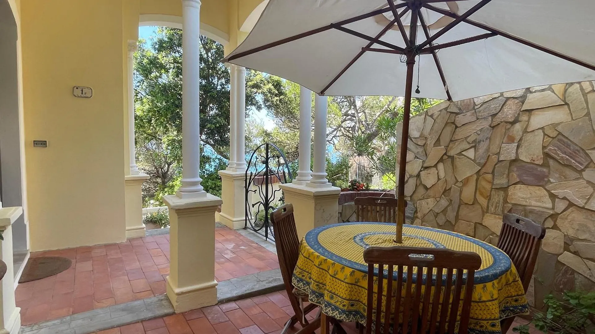 Villa Il Sorriso Castiglioncello Apartment